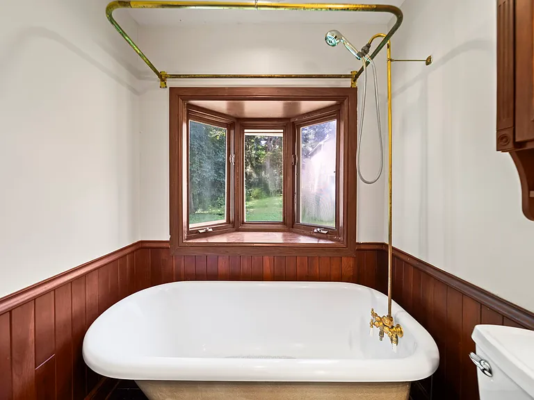 8390 Benson Rd NW — Photo 40