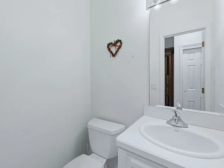 156 Stonegate Trl #156 — Photo 9