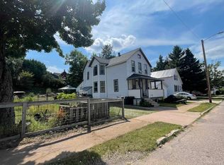 634 E Empire St, Ishpeming, MI 49849