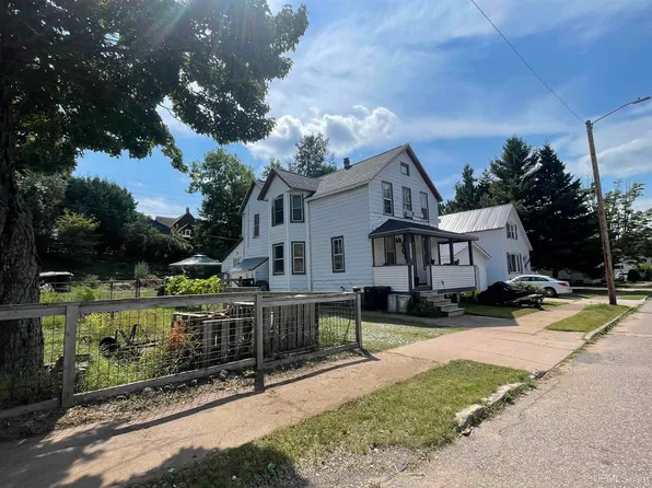 634 E Empire St, Ishpeming, MI 49849