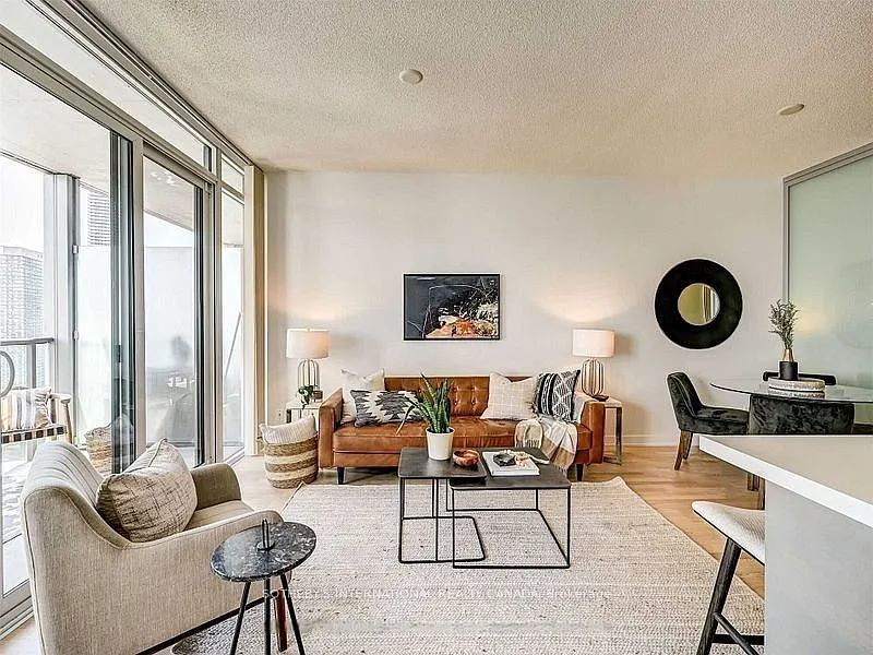 South Beach Condos — Photo 4