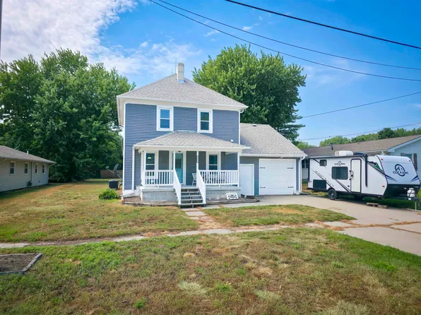 411 N 4th St, Battle Creek, NE 68715