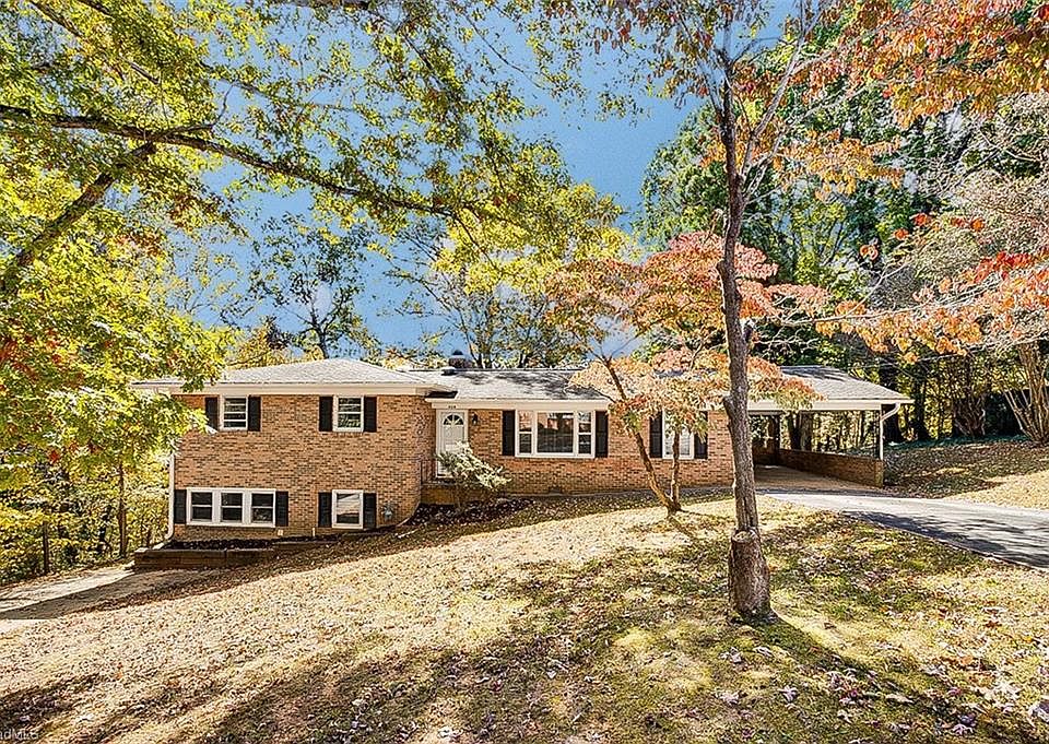 1st image of 223 McLaurin Dr