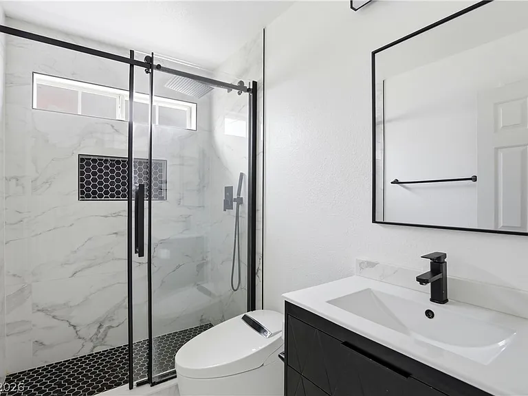 5204 Elm Grove Dr — Photo 30