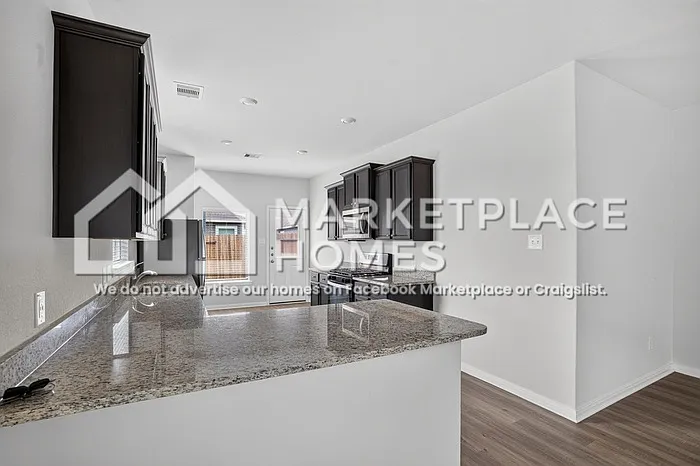 15623 Plum Brook Dr — Photo 6