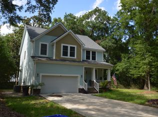 312 6th St, Mount Pleasant, SC 29464