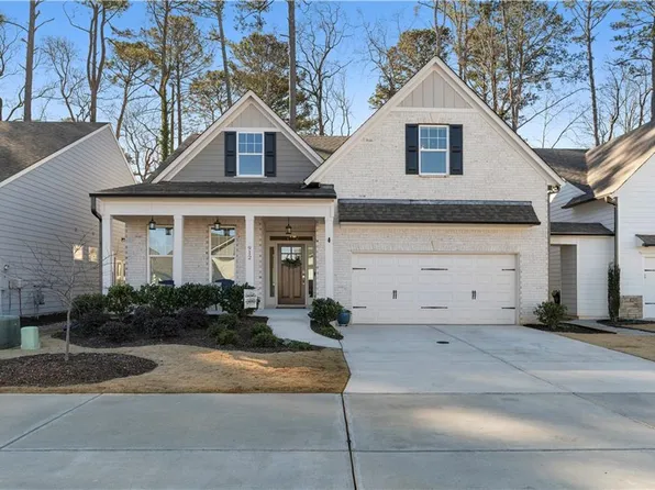912 Lucky Ln, Woodstock, GA 30188