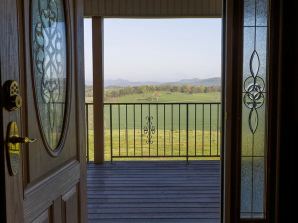 12 Camp Rd, Riddleton, TN 37151