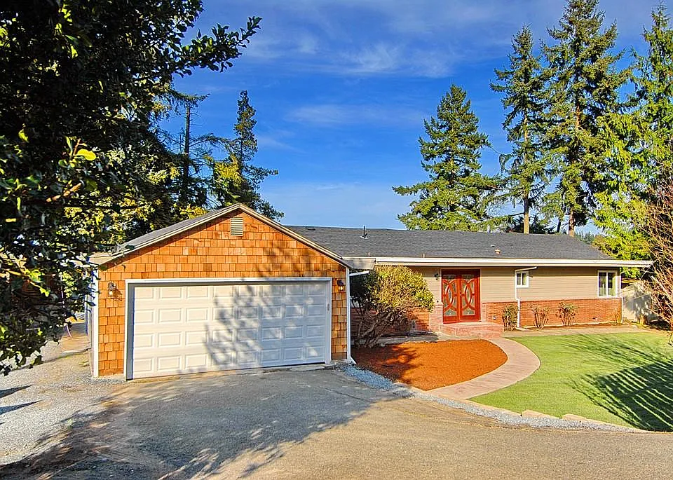 7327 Lake Ballinger Way