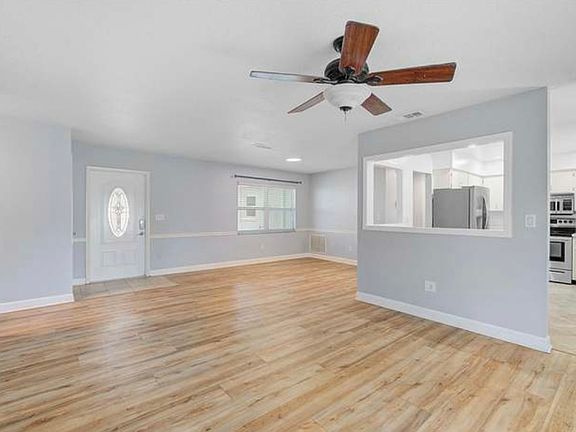 2nd image of 2813 21st Ave W