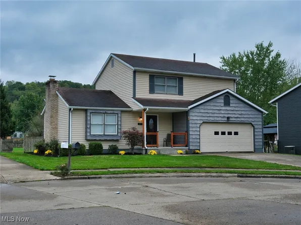 283 Kent Cir NE, New Philadelphia, OH 44663