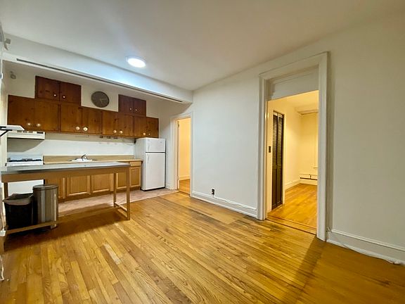 3rd image of 25-25 36th St