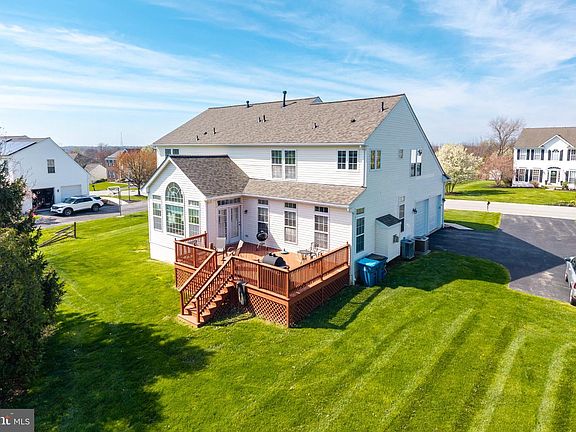 5th image of 306 Winchester Ln