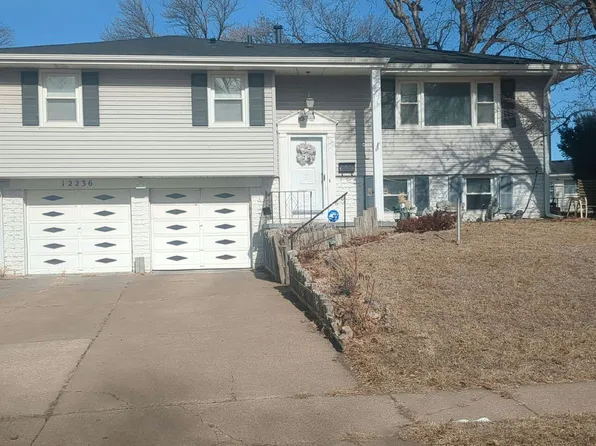 12236 Ohern St, Omaha, NE 68137