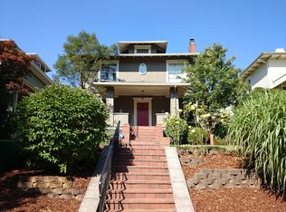 721 18th Ave E, Seattle, WA 98112