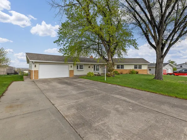 2718 Grandview Dr, Rapid City, SD 57701