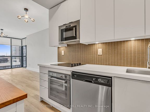 3rd image of 2916 Highway 7 Rd #401