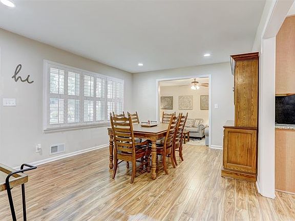 5th image of 5121 Thistle Dr