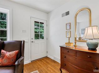 5949 Highfield Rd, Saint Louis, MO 63109