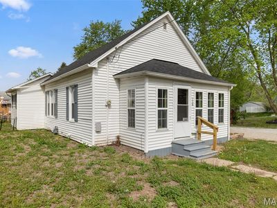 136 N Hamilton St, Hillsboro, IL, 62049