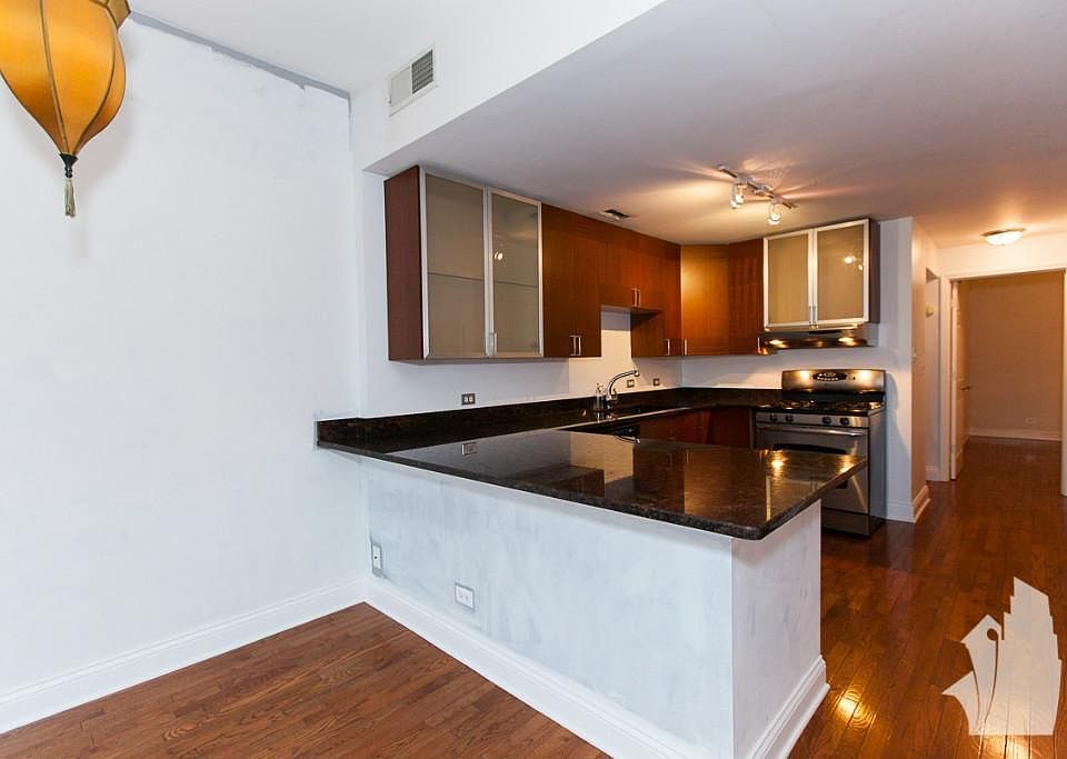 1st image of 1453 W Lawrence Ave APT 1D