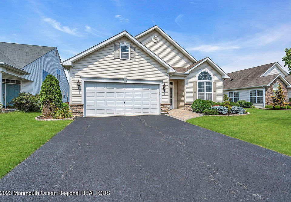 30 Eagle Ridge Circle, Lakewood, NJ 08701 Zillow