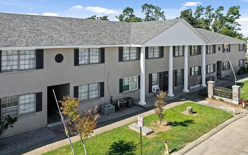 Sanford Place Apartments — Photo 4