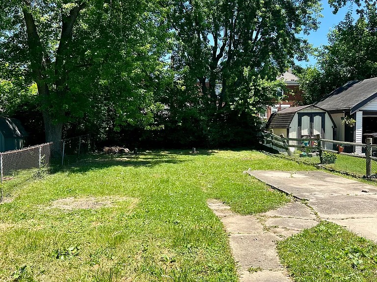 3148 Rosina Ave — Photo 16
