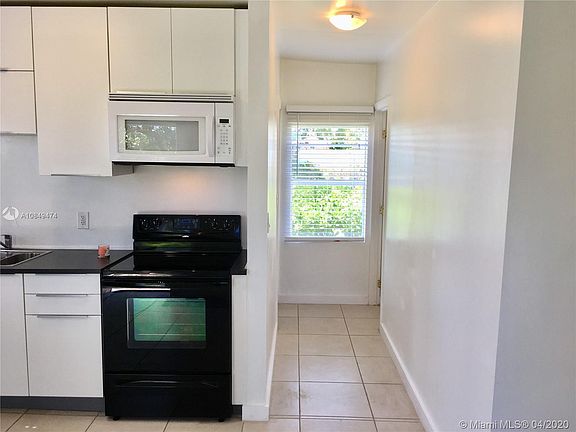 3rd image of 3058 NW 61st St #2