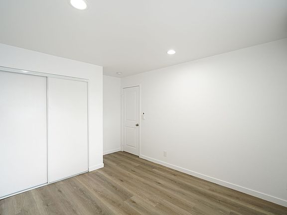 3rd image of 4920 Granada Ave