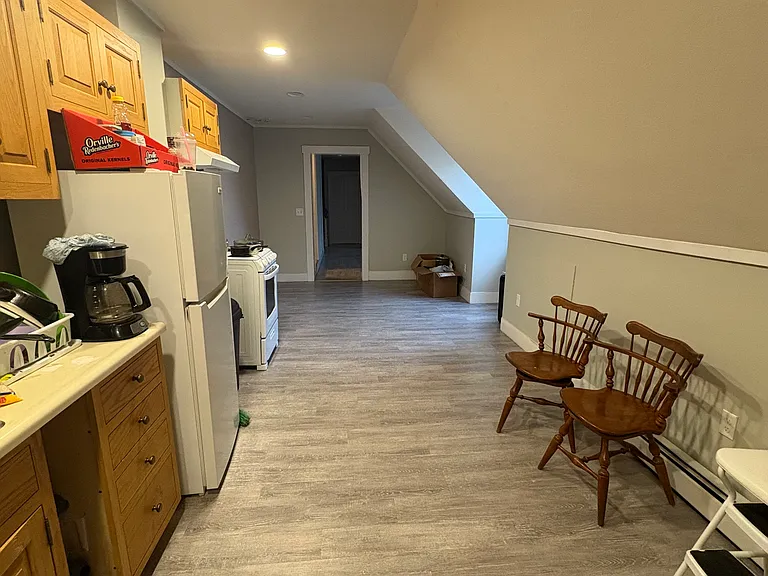 62-64 Mechanic St #A — Photo 6