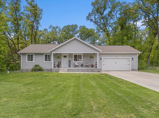 631 N Hilton Park Rd, Muskegon, MI 49442