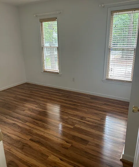 upstairs bedroom - front of house
