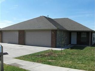 3837 S Timbercreek Ave, Springfield, MO 65807