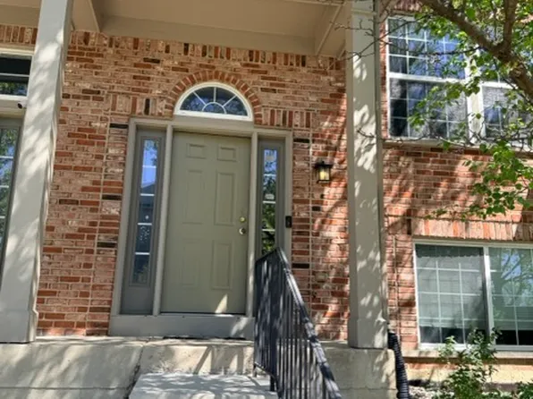 1513 Bristol Ln Unit 4, Wood Dale, IL 60191