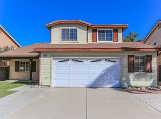 15612 Aerostar Ct, Fontana, CA 92336