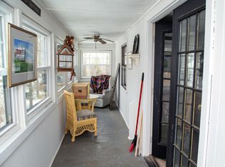 3 Sylvan Cir, Cape Neddick, ME 03902