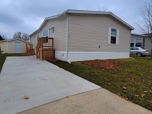 2nd image of 138 Belmont Ln