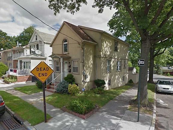 4th image of 6017 172nd St