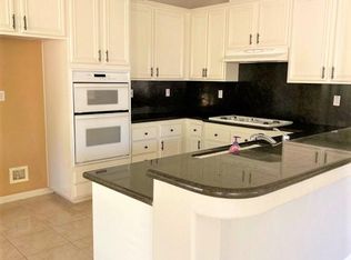 28464 Hidden Hills Dr, Santa Clarita, CA 91390