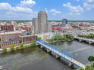 85 Campau Cir NW #2004, Grand Rapids, MI 49503