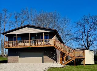 2571 Wallace Rd, Parkersburg, WV 26104