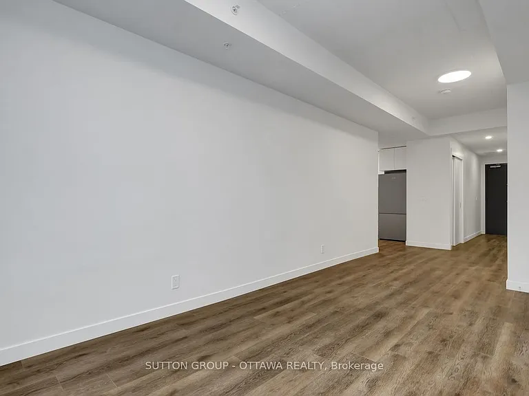 399 Winston Ave #401 — Photo 12