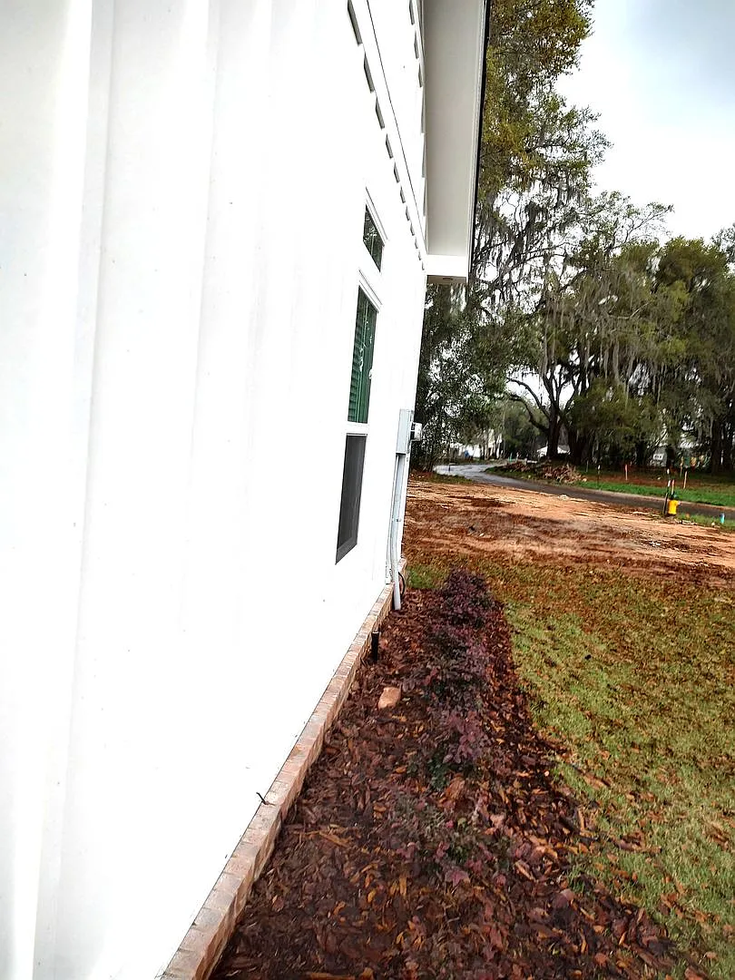 Great Property In Southwood! — Photo 3
