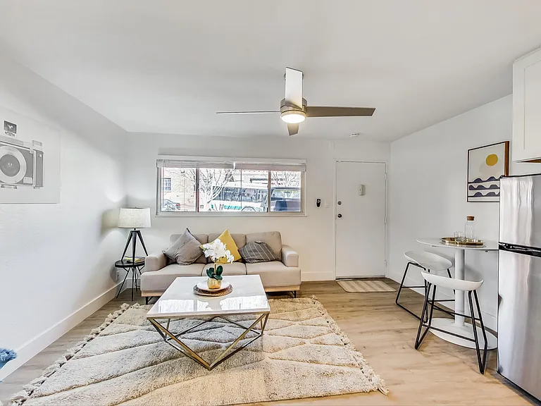 Palmcrest — Photo 25