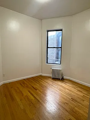 Rented by Jonis Realty | media 4