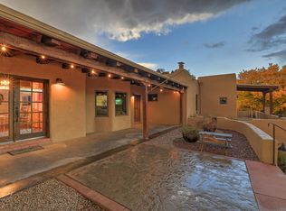 1570 W Ella Dr NW, Corrales, NM 87048