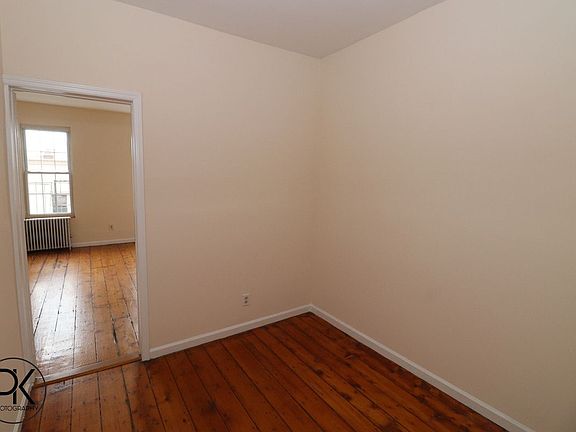 5th image of 632 Manhattan Ave #3LEFT
