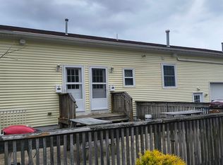 1855 S County Trl #F, East Greenwich, RI 02818