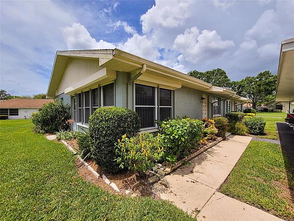 2nd image of 2226 Grenadier Dr